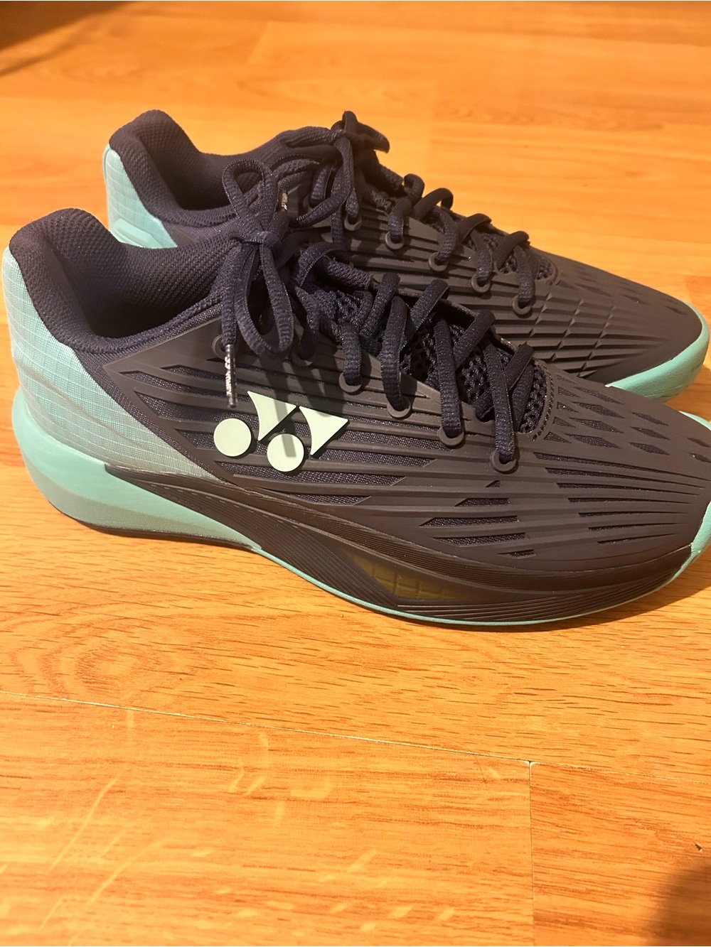 YONEX Tennis Shoes POWER CUSHION ECLIPSION 8.5 WOMEN  7 Men GC Dark Navy